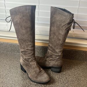 Born Shoes Knee High Boots Women's Sz 7M Brown Suede Comfort Casual Low Heel Zip